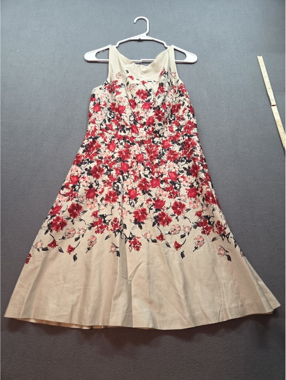 women's floral sleeveless A-line dress by Loft size 4